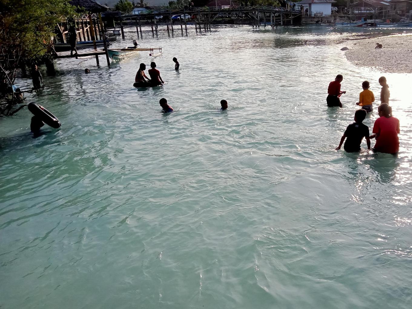 Desa Jikumarasa Dorong Promosi Wisata Pantai Baikolet Lewat Digitalisasi dan AI